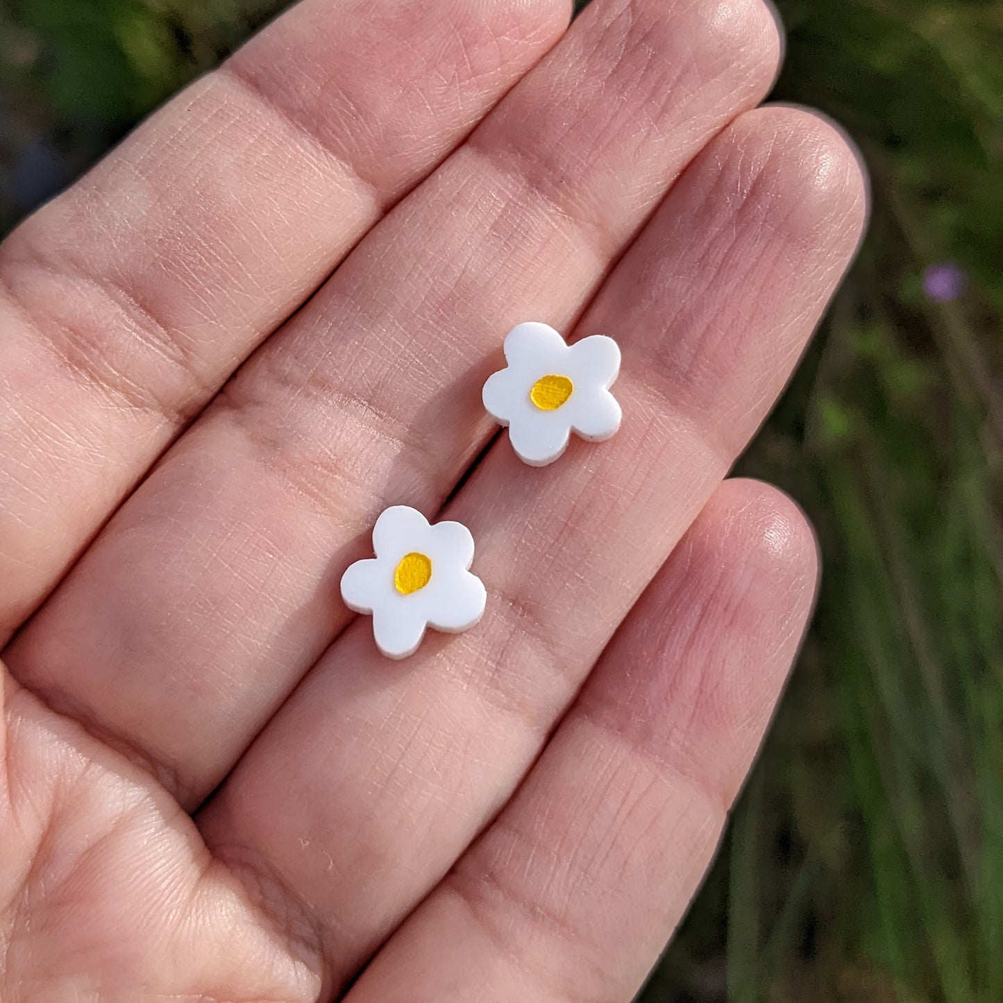 Small Daisy Studs