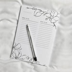 Load image into Gallery viewer, Simple Floral To-Do List Notepad - The Moonlit Press
