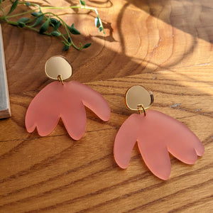 * Sample * Daisy Drop Earrings