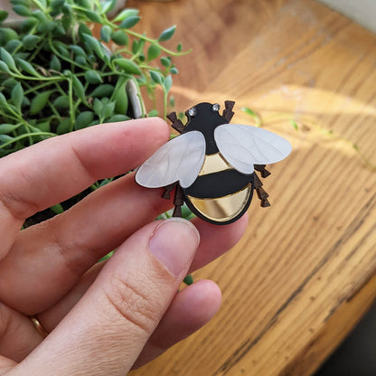*Seconds* Bee Brooch