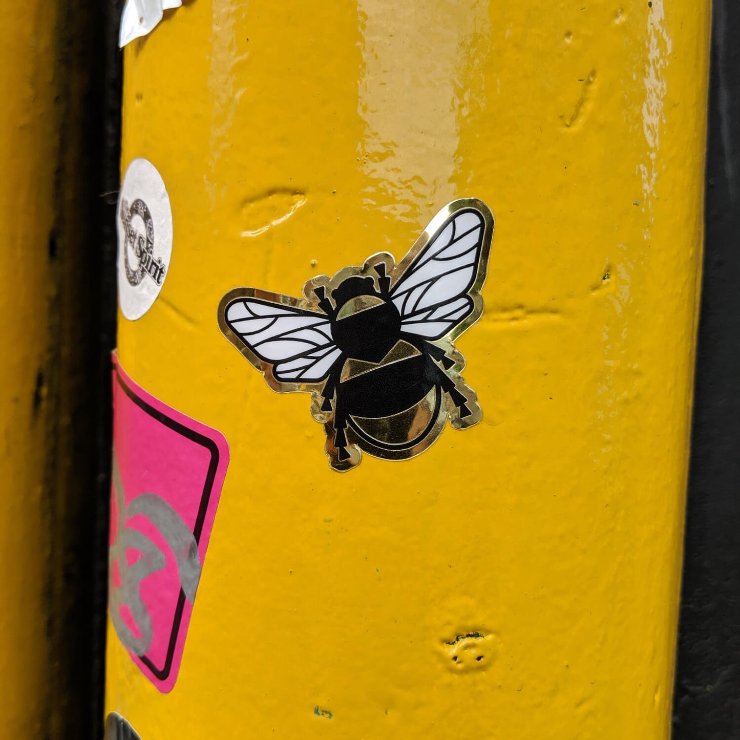 Small Bee Vinyl Sticker - The Moonlit Press