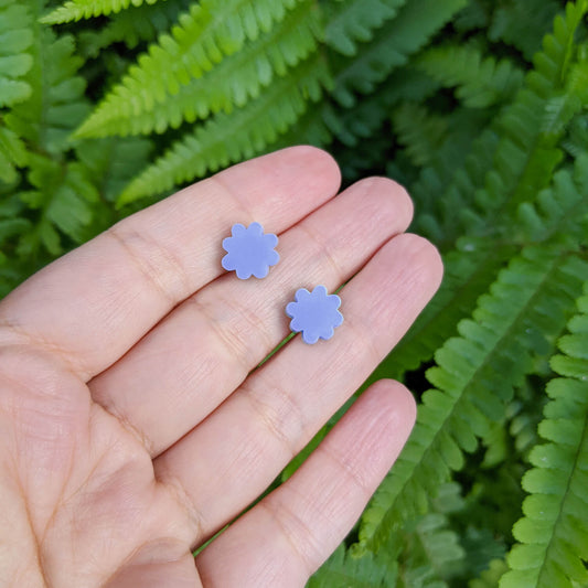 Tiny Scallop Stud Earrings in Purple - The Moonlit Press